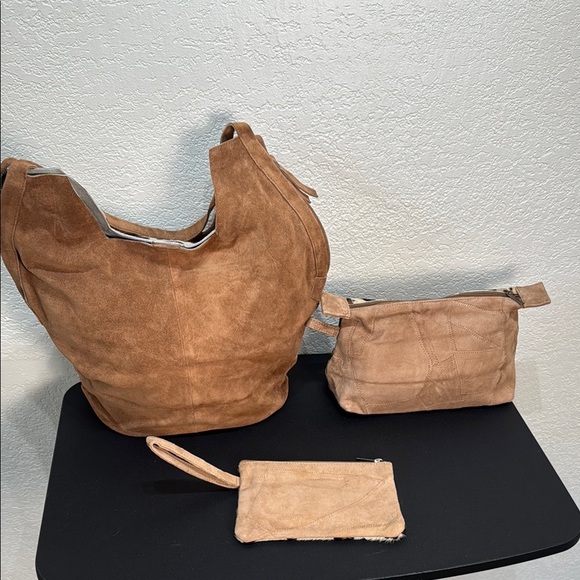 Leopard Print Faux Hair Tote, Travel or Makeup Bag, and Pouch Set - Picture 2 of 12